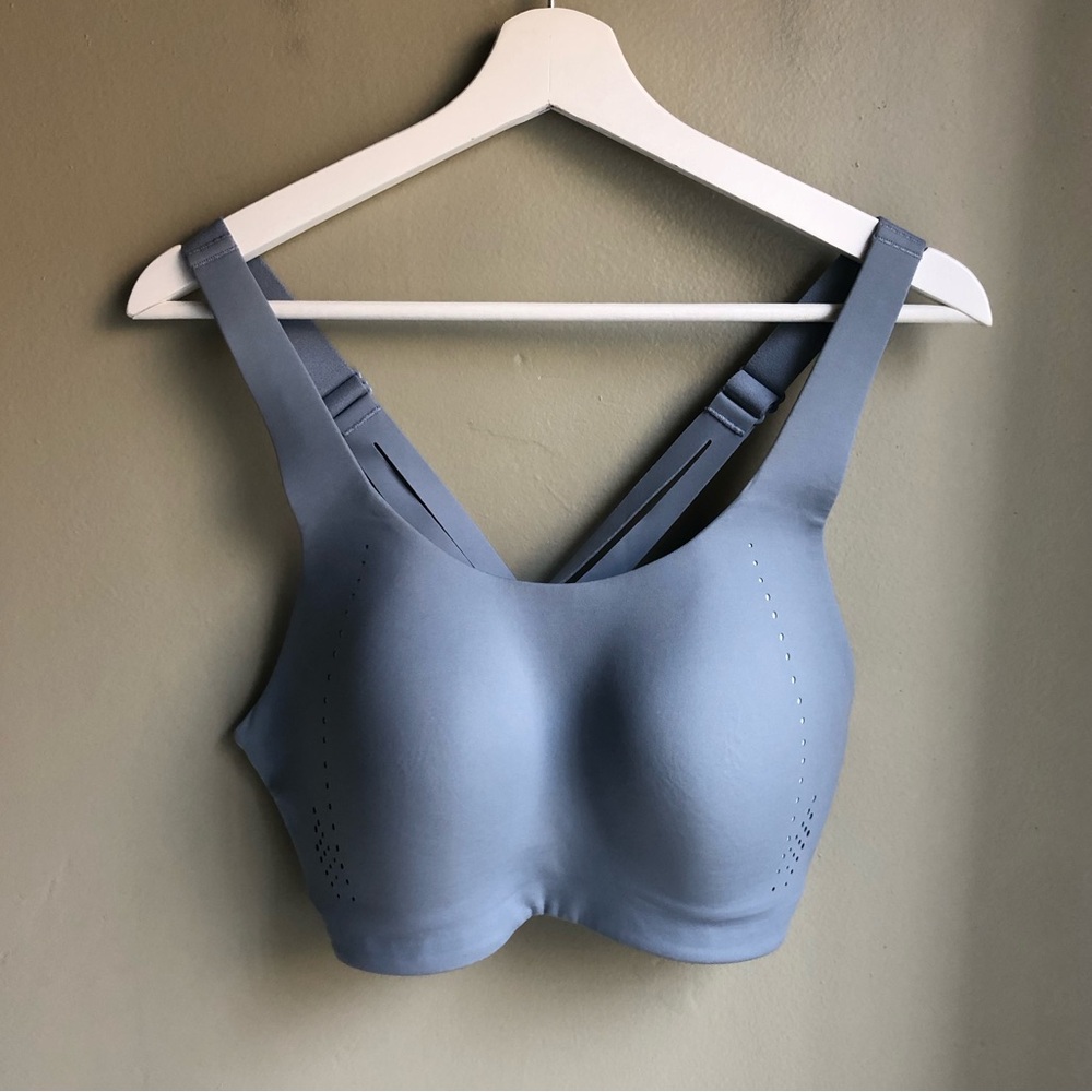 NWT! Lululemon Air Support Bra Blue Size: 38C
